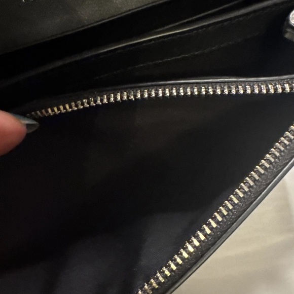 Tory Burch Robinson Mirror Metallic Silver Patent Leather Chain Strap - Picture 12 of 13